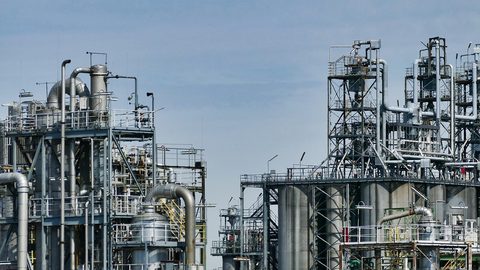 Illustrative photo: refinery, oil, industry