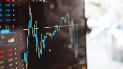 Illustrative photo: blur, chart, computer